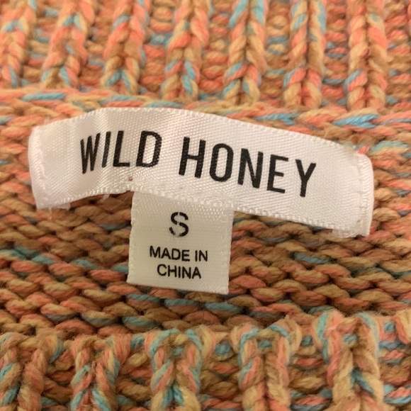 🍂 4/$20 🍂 Wild honey oversized crop sweater - Picture 3 of 5